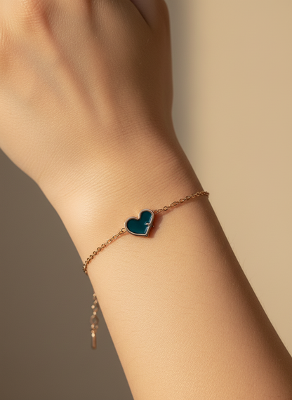 Simple Heart Shape Bracelet