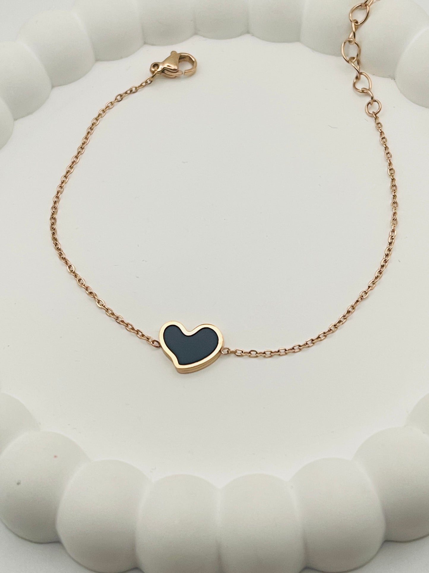 Simple Heart Shape Bracelet