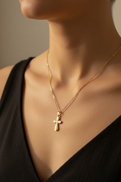 Cross Pendant Chain Gold