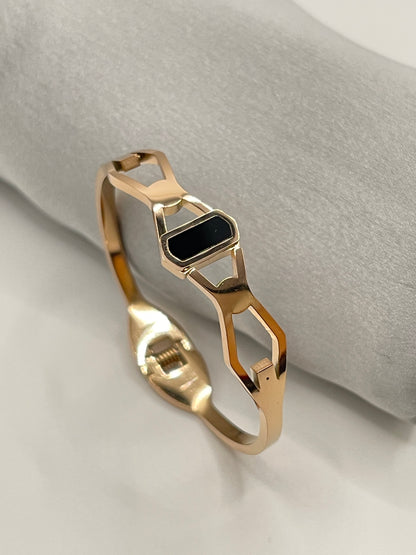 Hexagon Black Bar Rose Gold Bangle