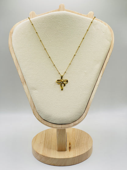 Gold Bow Pendant Necklace