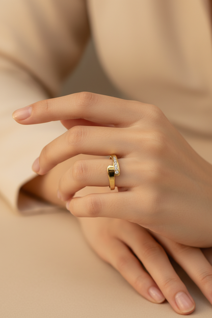 Gold Plated Diamond-Cut Bar Ring