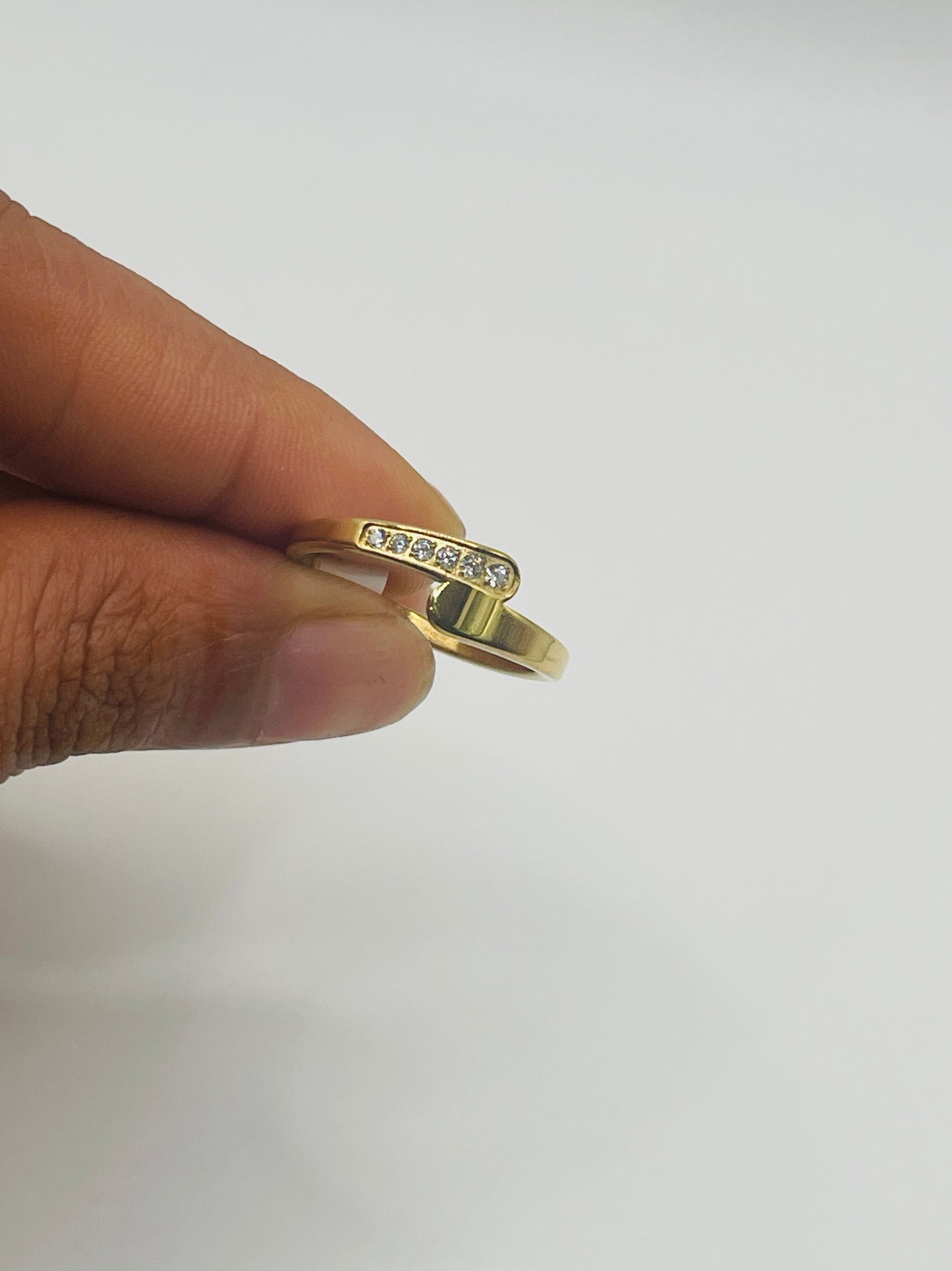 Gold Plated Diamond-Cut Bar Ring