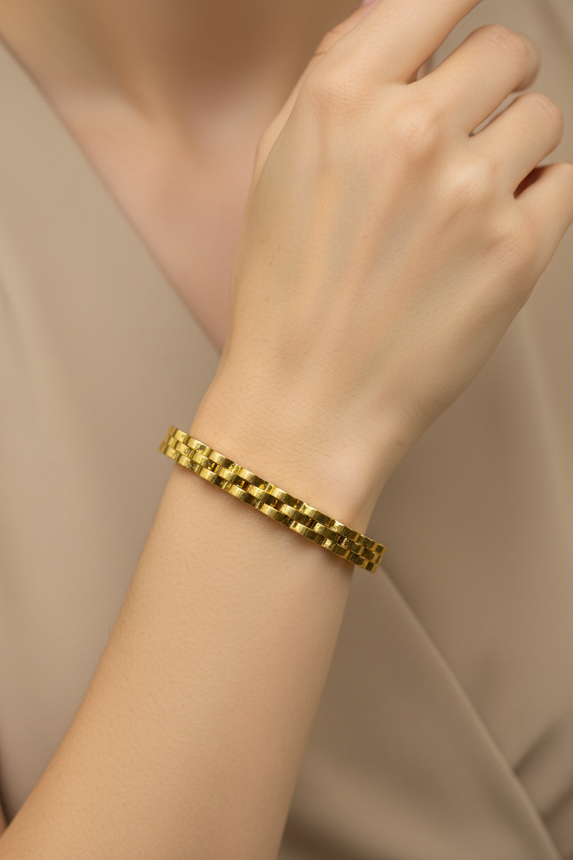 Classic Gold Link Edge Bangle