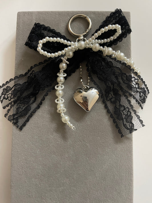 Black Lace & Pearl Heart Bag Charm
