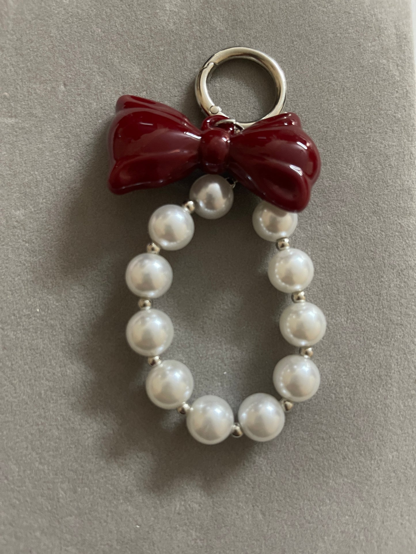 Bow Pearl Loop Bag Charm