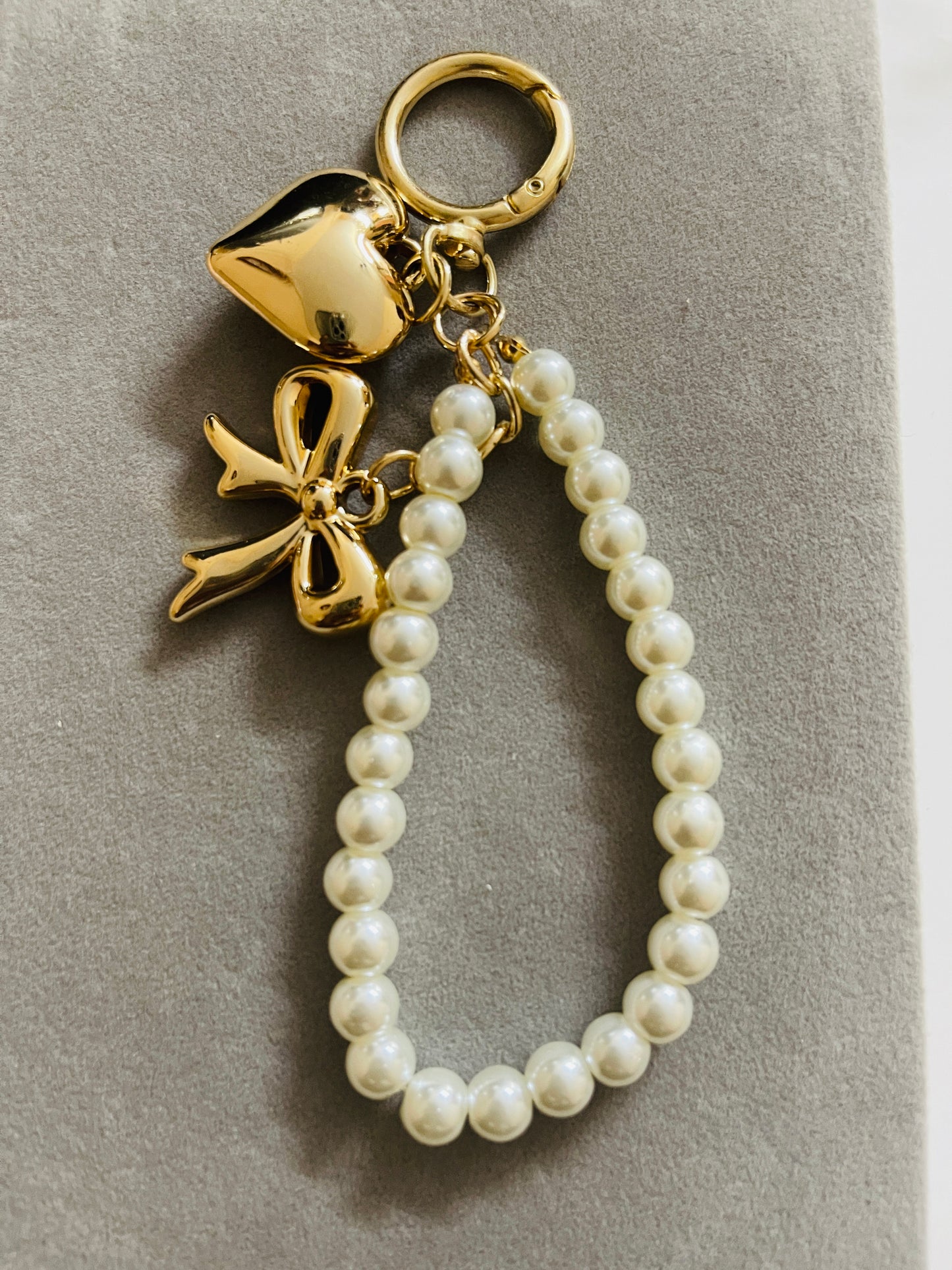 Gold Heart & Bow Pearl  Bag Charm