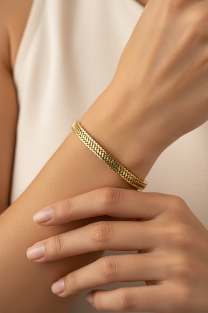 Gold Mesh Weave Bangle