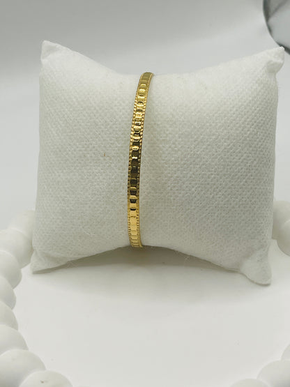 Gold Box Chain Bangle