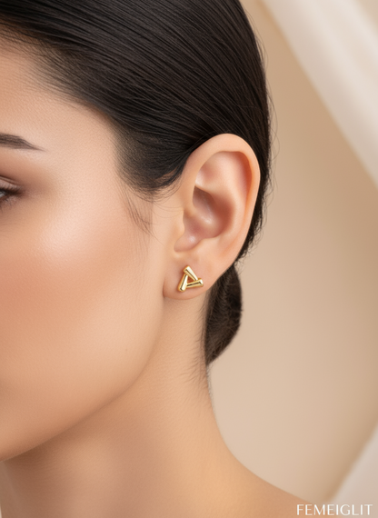 Minimalist Tri Stud