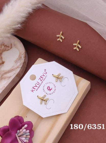 Golden Flight Studs