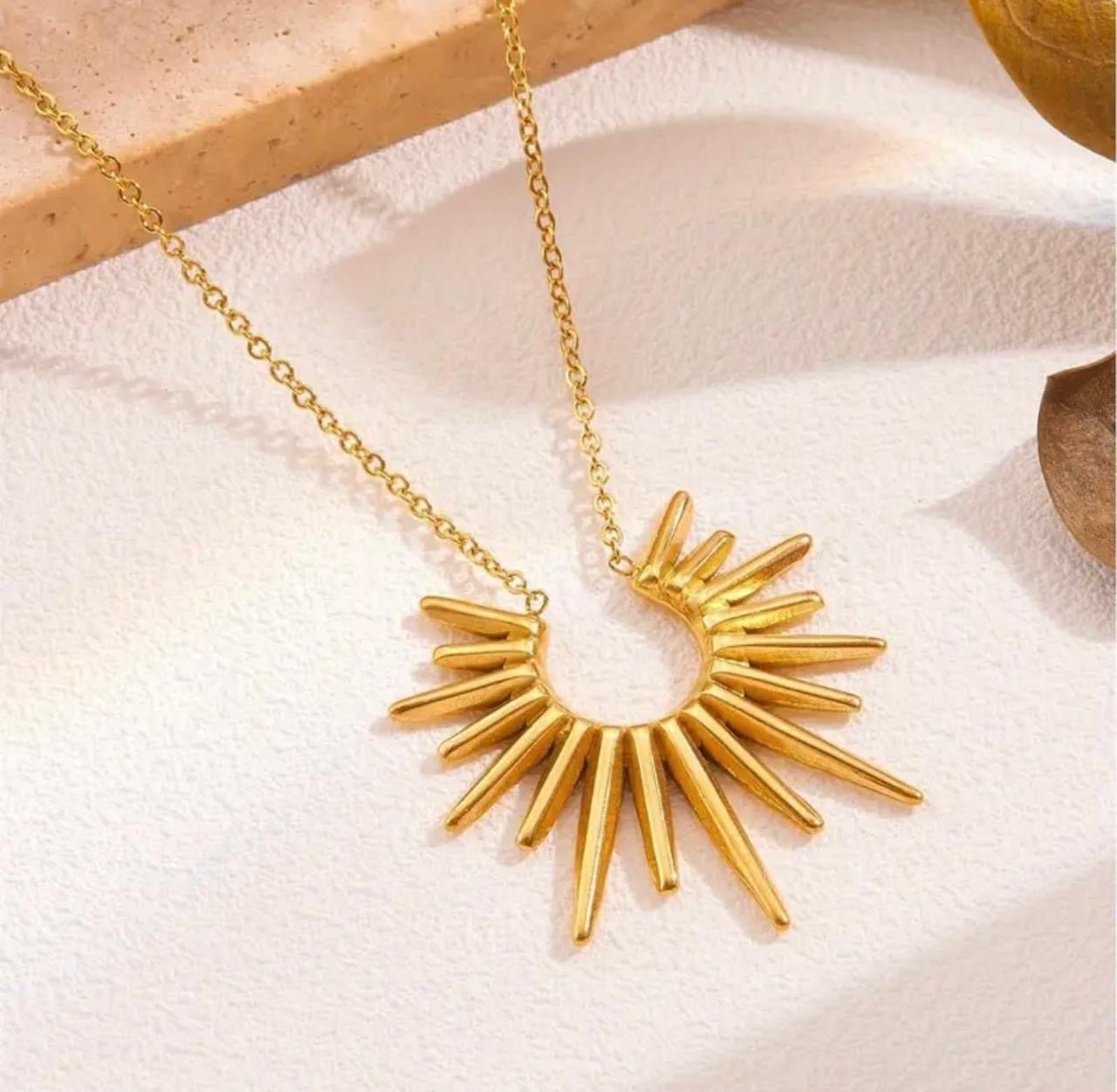 Golden Sunburst Pendant Chain