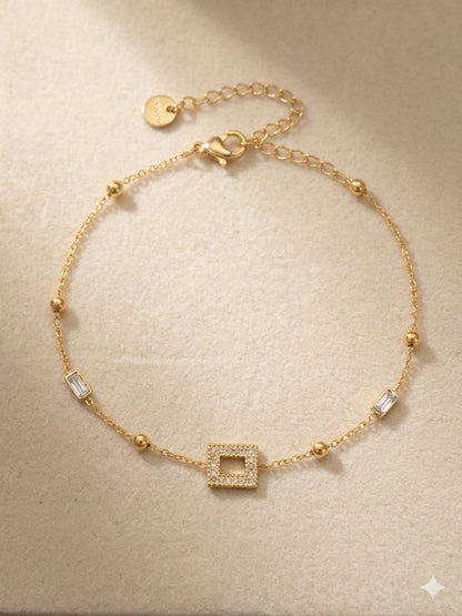 Square Charm Bead Bracelet