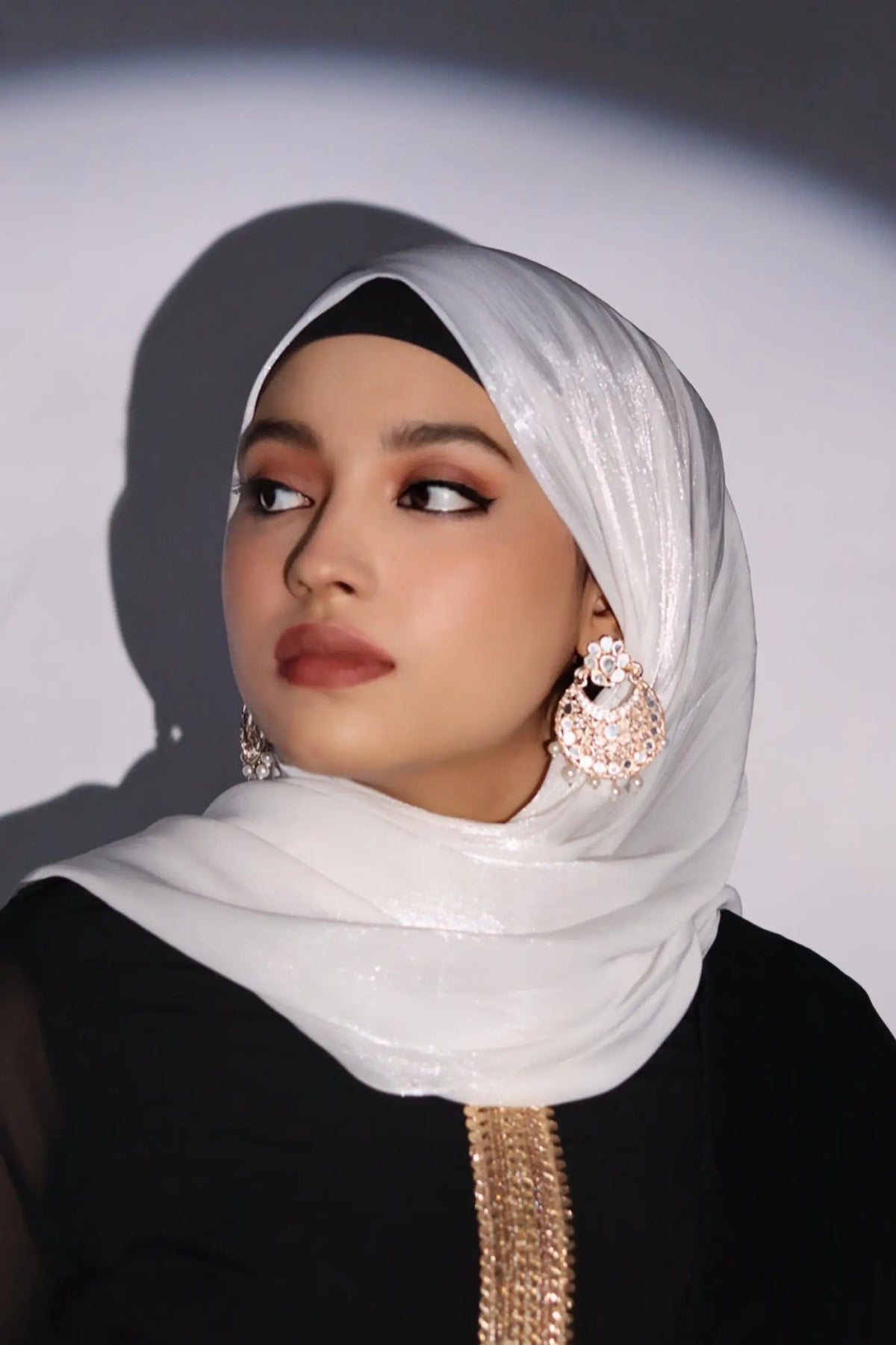 Zera Organza Shimmer Hijab - Pearl White
